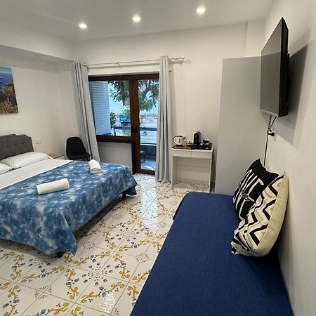 Bed and Breakfast Angela House Sorrento Center Экстерьер фото